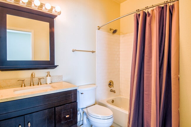 Building Photo - 6544 Range Overlook Heights