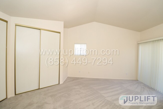 Building Photo - 2 Bed, 2 Bath Condo w/ Garage AVAILABLE SO...