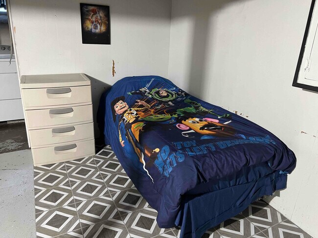 Building Photo - 315 Fetzner Rd