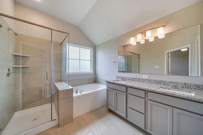 Building Photo - 1022 Tomball Downs Dr