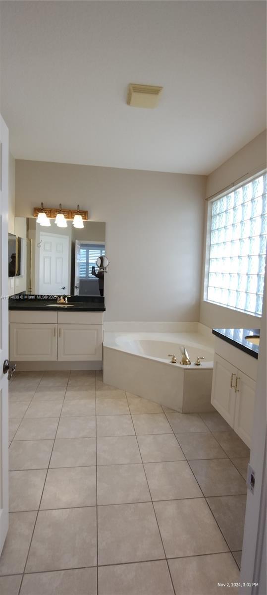 Building Photo - 8092 Driggs Hill