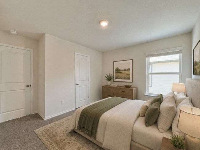 Building Photo - 11333 Pecan Crk Dr