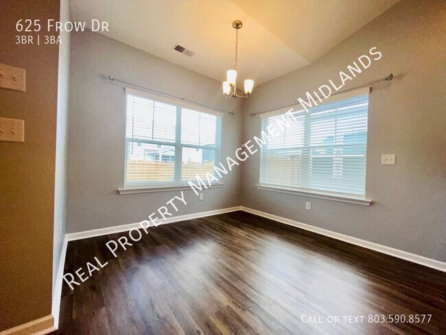 Building Photo - 625 Frow Dr