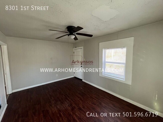Building Photo - 8301 1st St