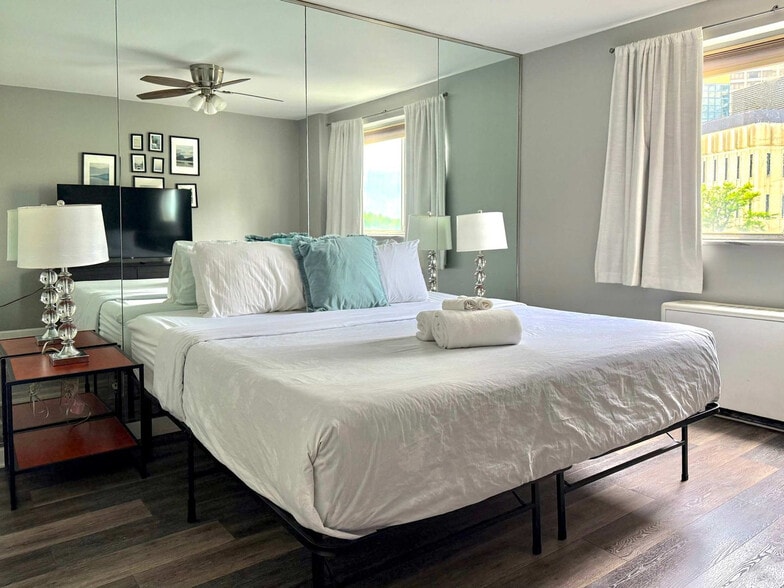 Building Photo - 215 Piedmont Ave NE