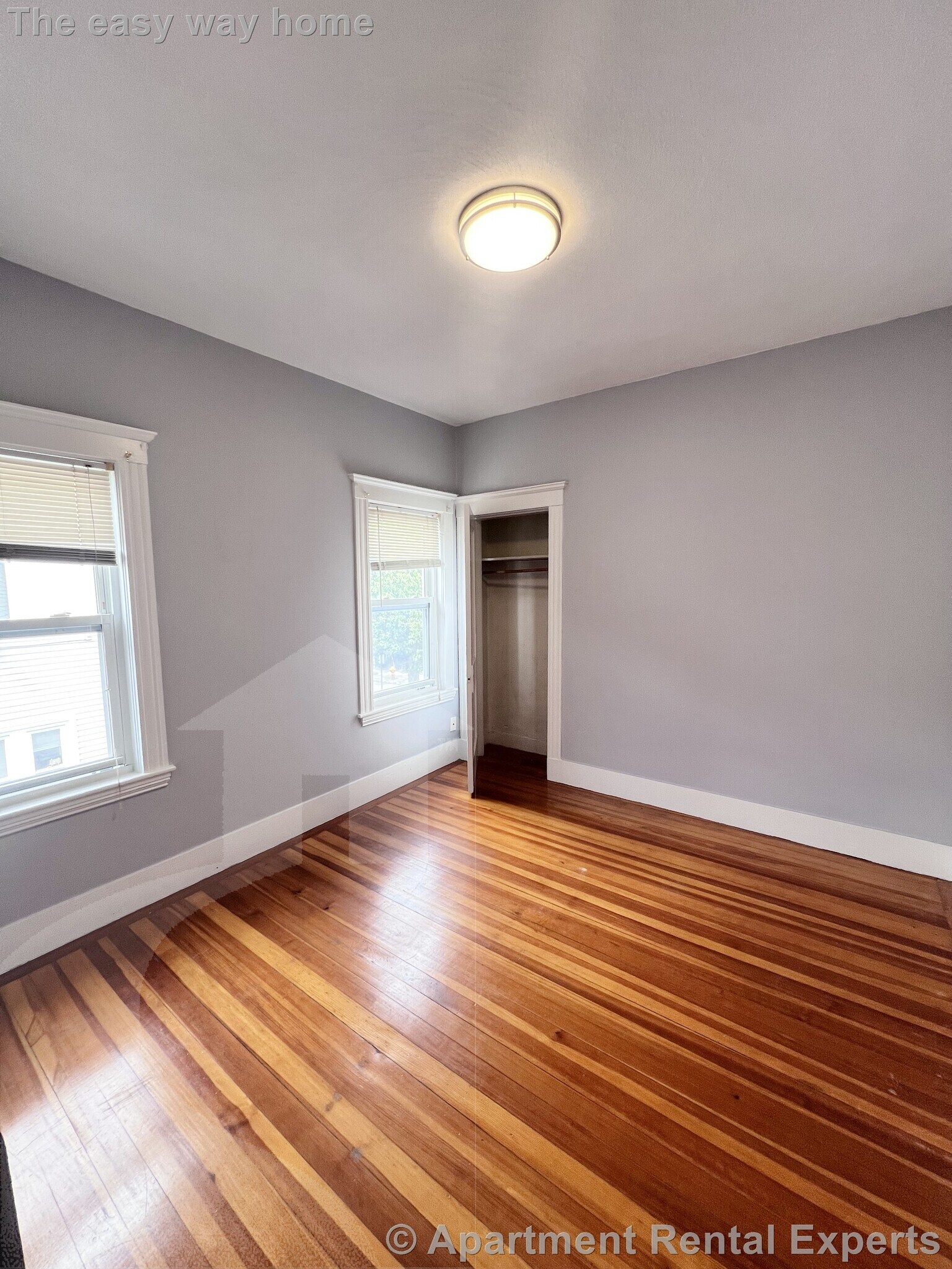 Building Photo - 96 Capen St