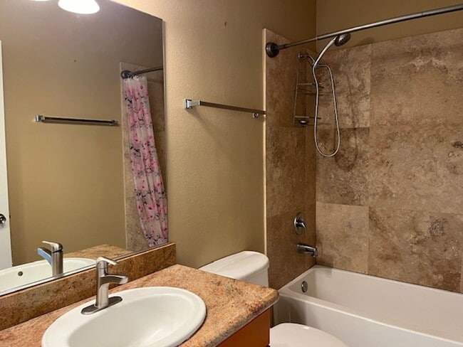 Building Photo - 73-1110 Nuuanu Pl