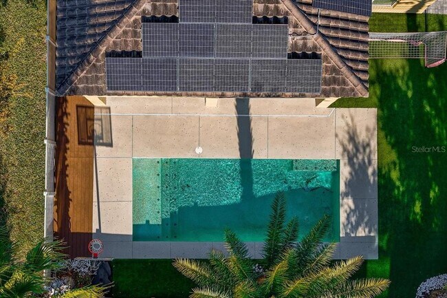 Building Photo - 8746 Crescendo Ave