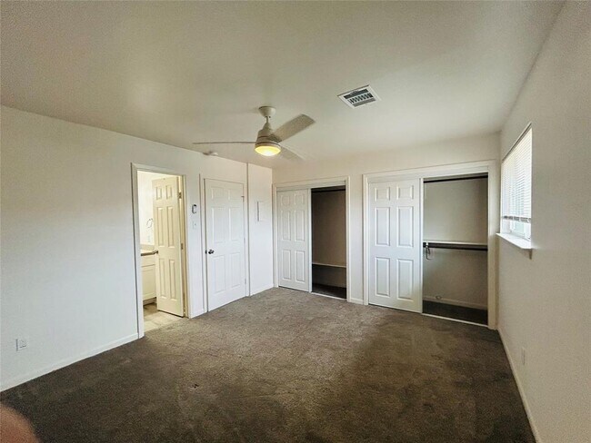 Building Photo - 8038 Sands Point Dr