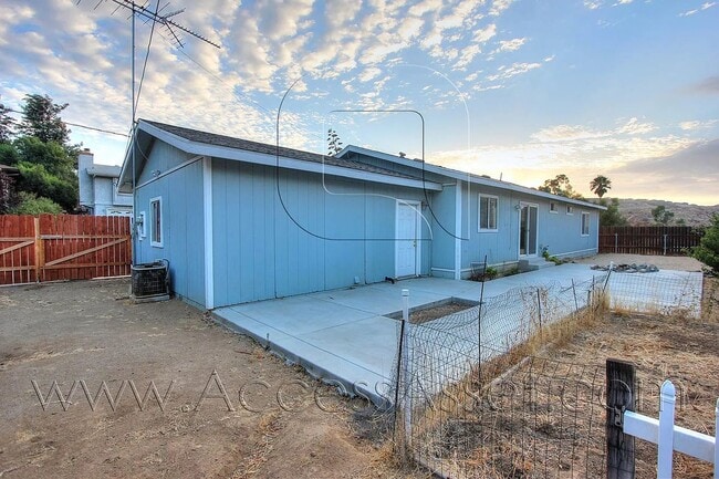 Building Photo - 16364 Stevens Ave