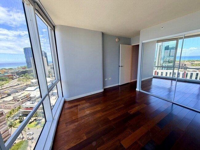 Building Photo - 1288 Kapiolani Blvd