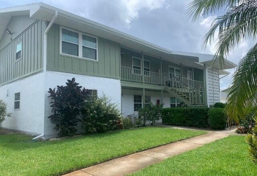Condo - 840 Center Ave