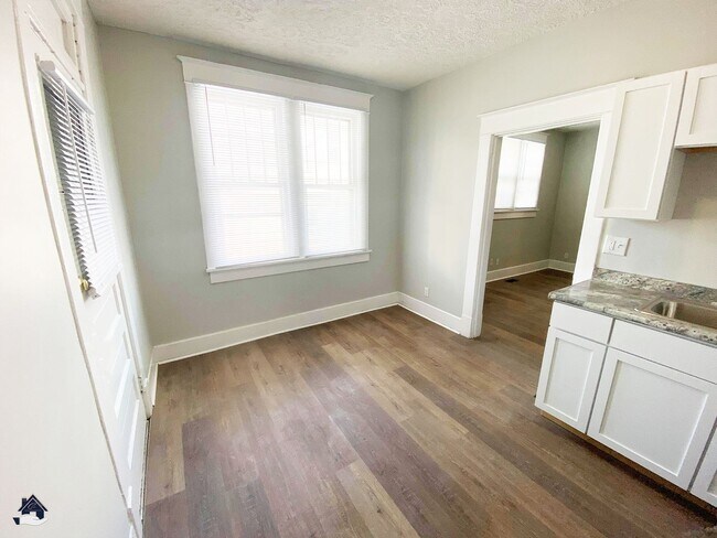 Building Photo - 612-614 N. 13th Street