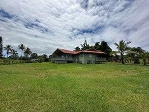 Building Photo - 4 Bedroom/ 2.5 Bath