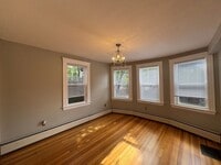 Building Photo - 107.5 Elm St