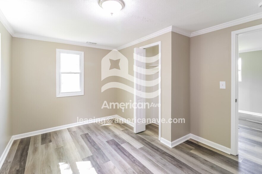 Building Photo - 8107 Janis St