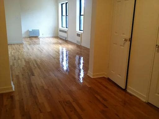 Building Photo - 35-20 Leverich St