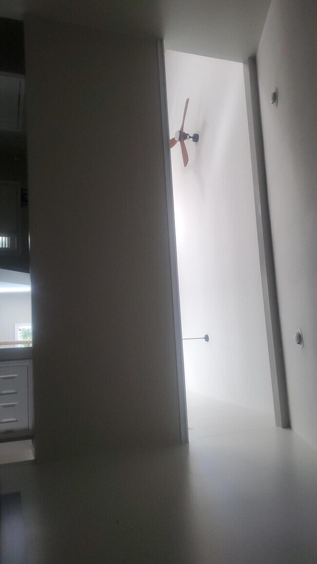 Building Photo - 6257 Gatewood