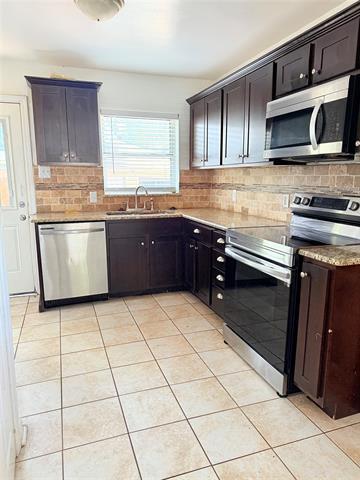 Building Photo - 3708 Van Ness Ln