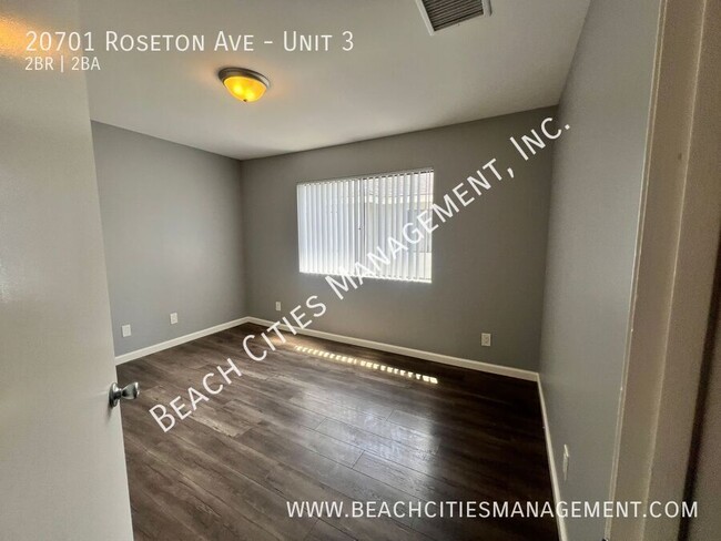 Building Photo - 20701 Roseton Ave
