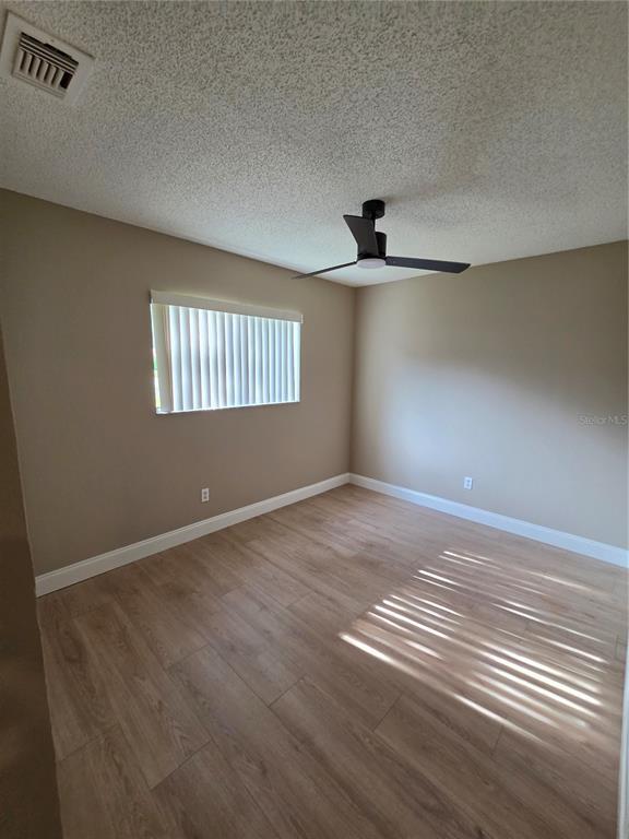 Building Photo - 3334 Sassafras Ct