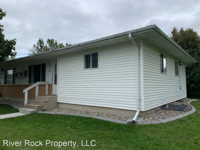 Building Photo - 4 br, 2 bath House - 625 2nd Avenue West