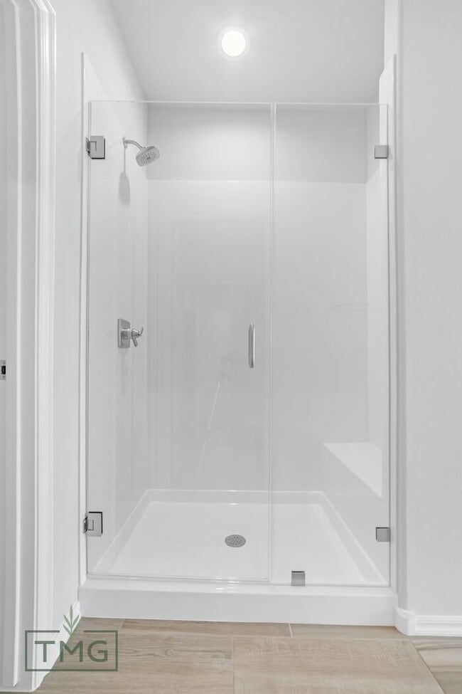 Building Photo - Naples: Your Stylish Haven in Owasso