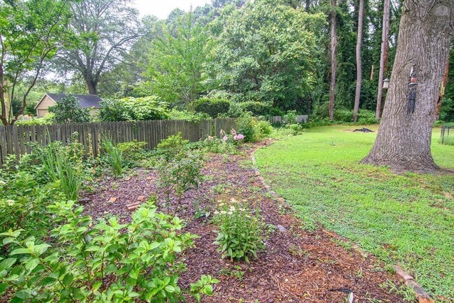 Building Photo - 23613 Front St