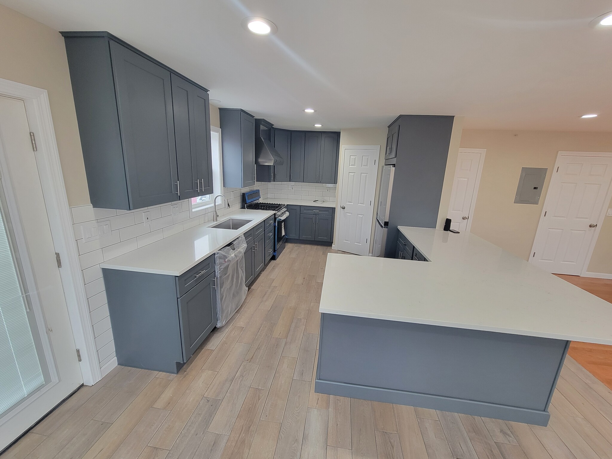 Building Photo - 33 Hamilton St