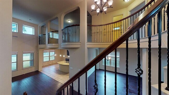 Building Photo - 16807 Chapman Lake Ct