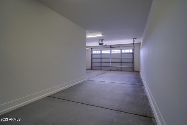 Building Photo - 5139 N 187th Ln