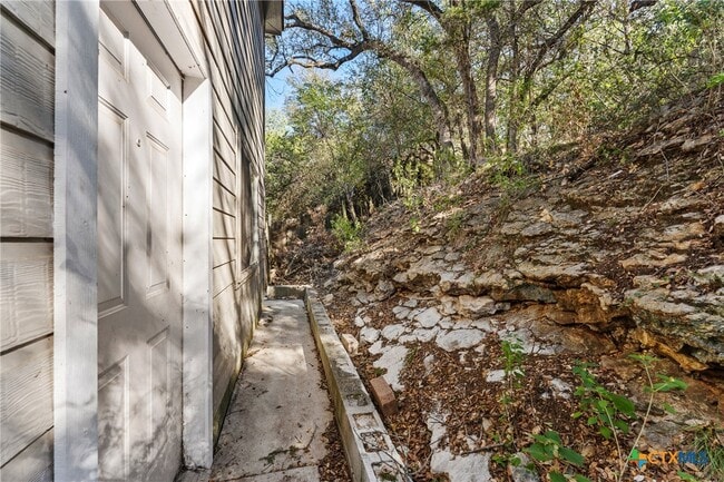 Building Photo - 867 Sagewood Trail