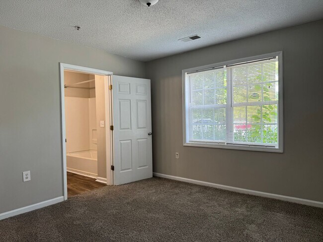 Building Photo - 3730 Pardue Woods Pl