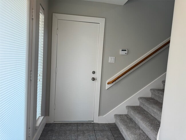 Building Photo - 9716 Linkmeadow Ln