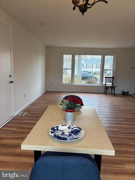 Building Photo - 2614 Armada St