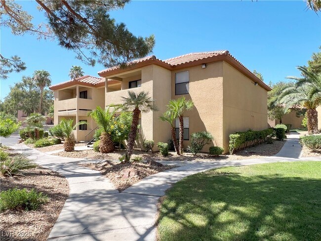 Primary Photo - 3135 S Mojave Rd