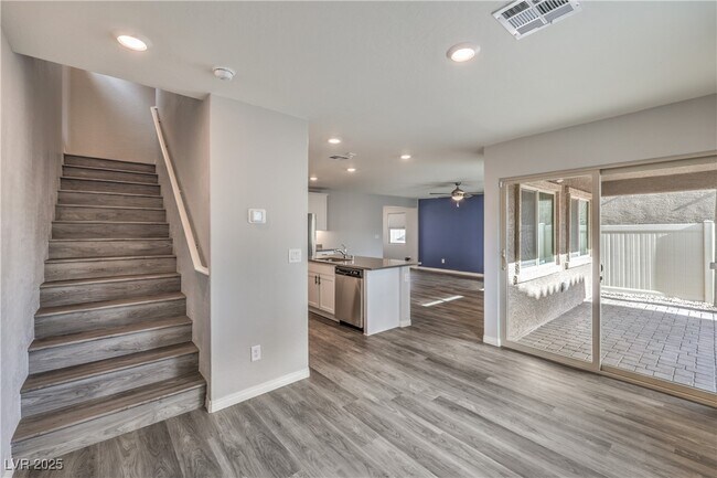 Building Photo - 4223 Wind Mesa Dr