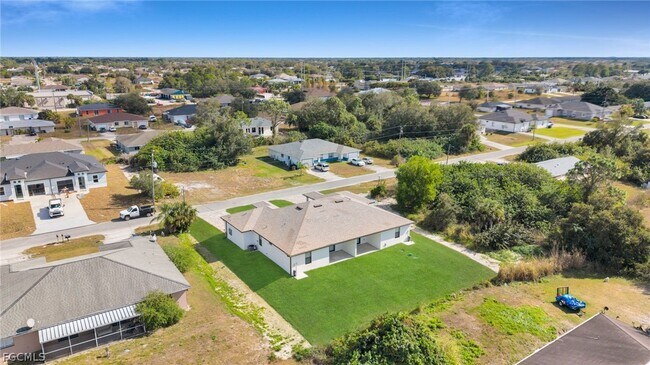 Building Photo - 328 Gordon Ave S