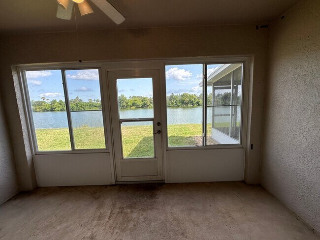 Building Photo - 413 Kensington Lake Cir