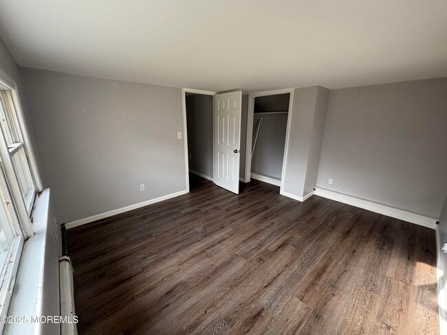 Building Photo - 1005 Beach Blvd