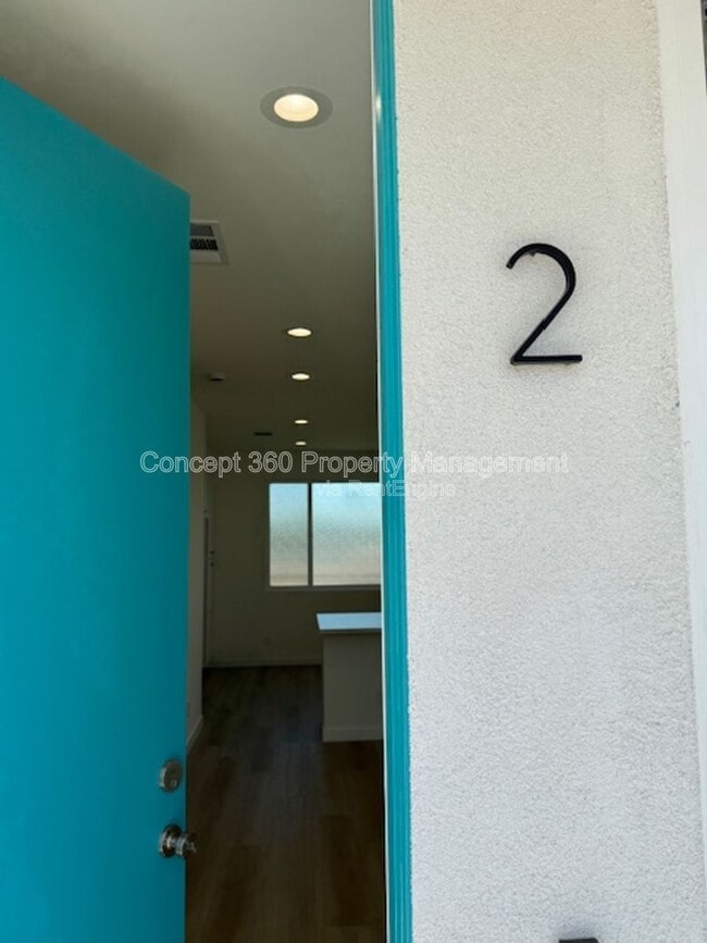 Building Photo - 6170 Briercrest Ave