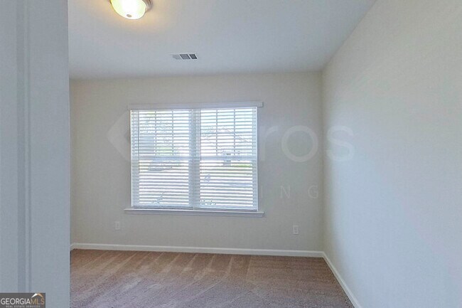 Building Photo - 100 Ebenezer Blf Wy