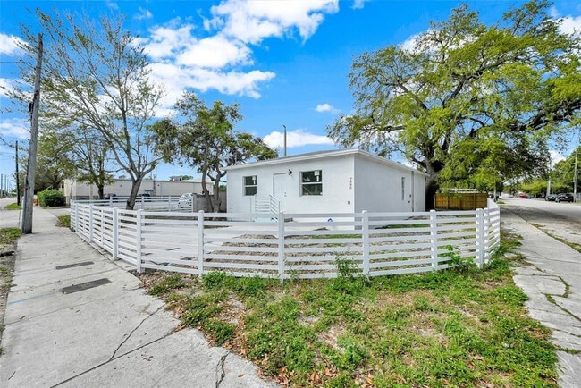 Building Photo - 7990 NW 8th Ave