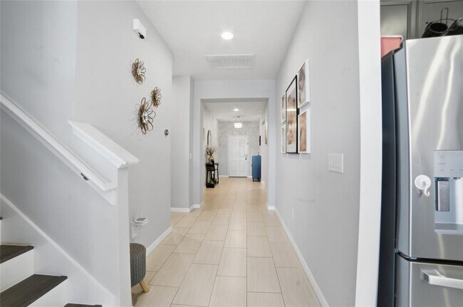 Building Photo - 1461 Clear Brook Pl