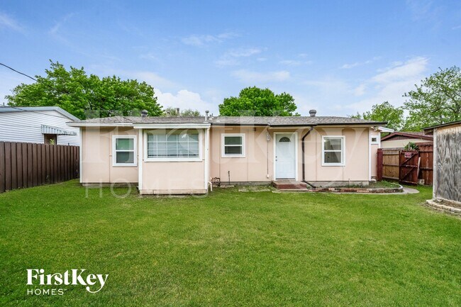 Building Photo - 11517 Fernald Ave