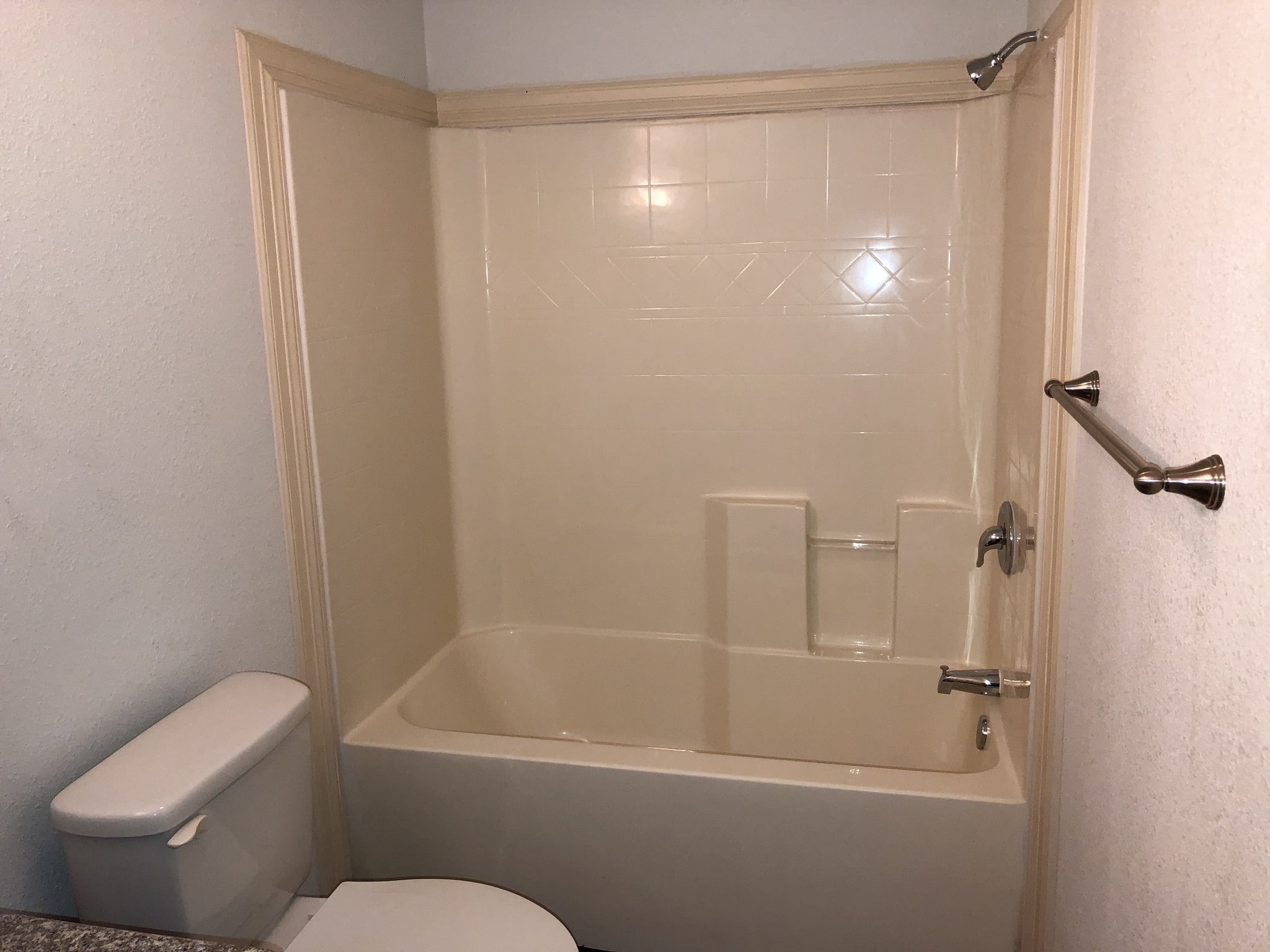 Bathroom - 4711 Averill St
