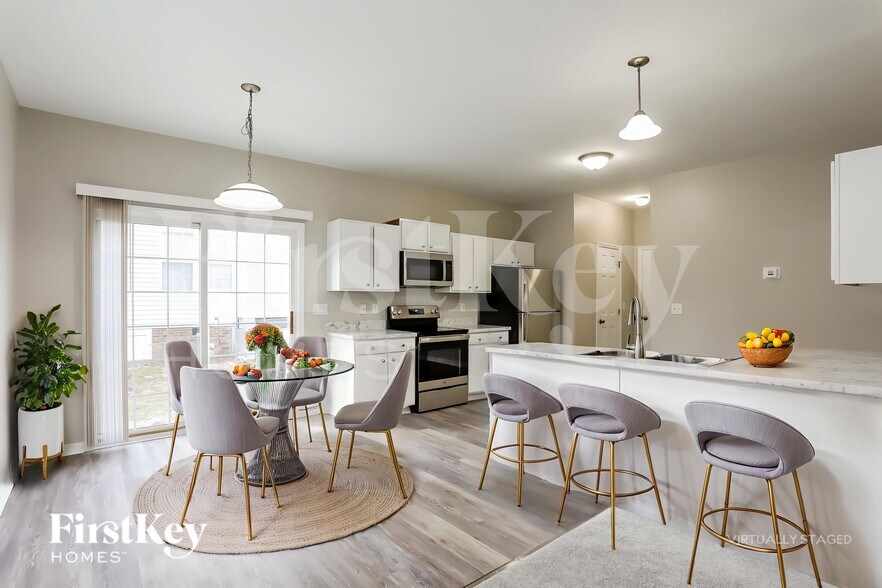 Building Photo - 708 Marjam Ln