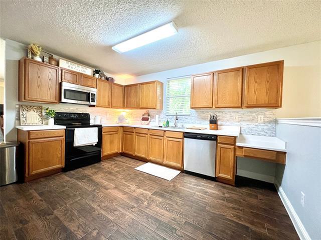 Building Photo - 1116 Willow Tree Dr