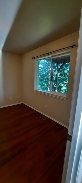 Building Photo - 1710 Sapphire Trail