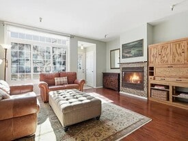 Building Photo - 18071 Settlers Way